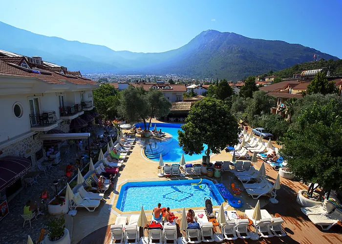 بينيل هوتل&سويتس فندق 3*