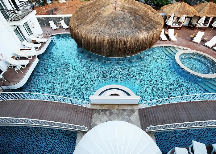 بينيل هوتل&سويتس فندق 3*