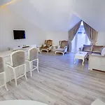 Pinehill & Ölüdeniz