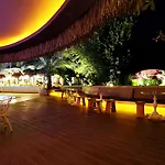 Otel Pinehill &