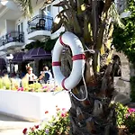 Otel Pinehill & 3*