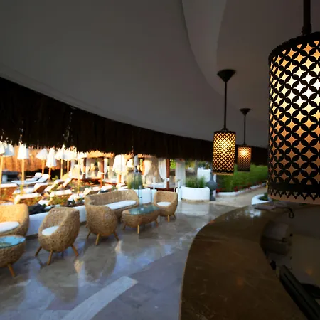 Pinehill & Hotel 3*