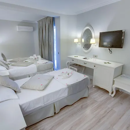 Hotel Pinehill & Oludeniz