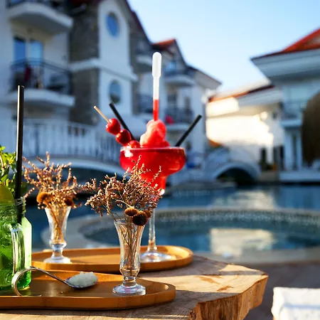 Pinehill Hotel&suites Ölüdeniz