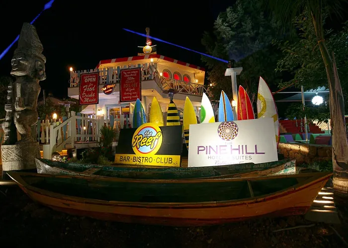 Hotel Pinehill &