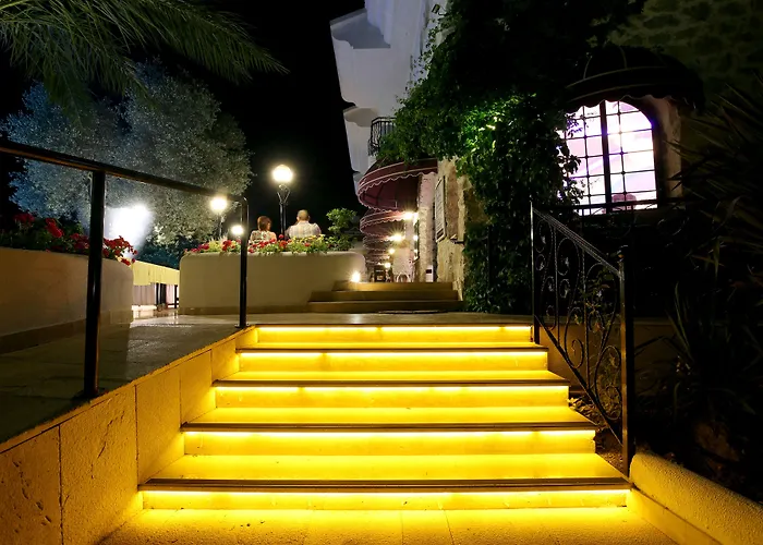 Hotel Pinehill & 3*